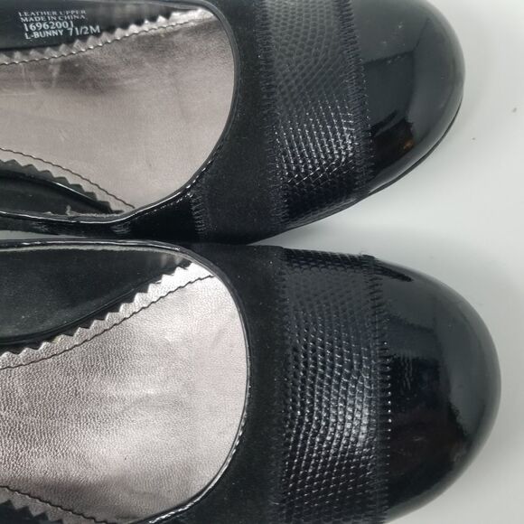 FRANCO SARTO BLACK LEATHER HEELS. SIZE 7.5. - Picture 7 of 16